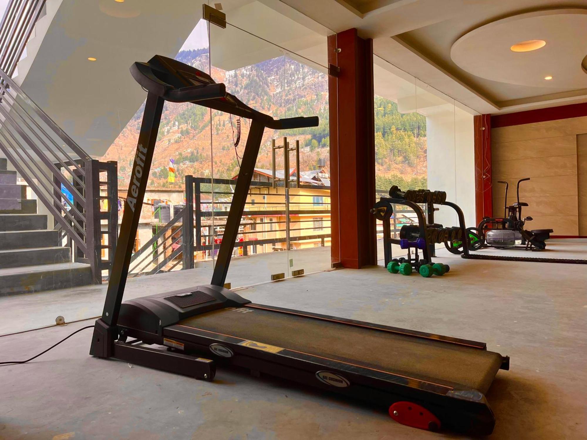 Tata Vista Resort Mall Road Manali - Centrally Heated & Air Cooled エクステリア 写真