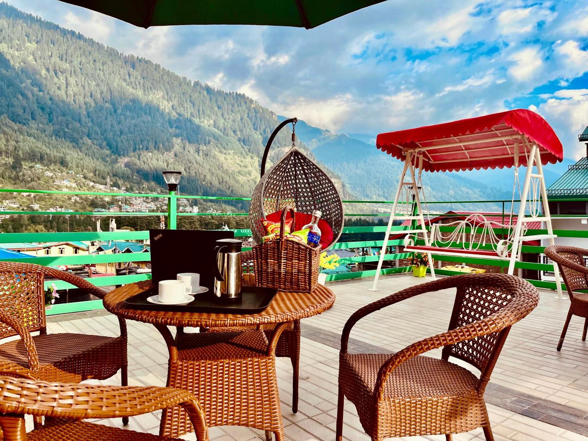 Tata Vista Resort Mall Road Manali - Centrally Heated & Air Cooled エクステリア 写真